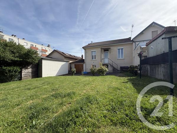 Maison à vendre  5 pièces - 132,62 m 2   COUZEIX  - 87