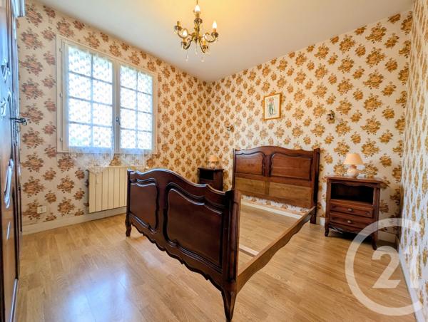 Maison à vendre  5 pièces - 132,62 m 2   COUZEIX  - 87