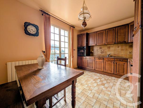 Maison à vendre  5 pièces - 132,62 m 2   COUZEIX  - 87