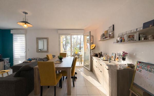 Appartement à vendre    4 pièces • 84 m2 Cannes