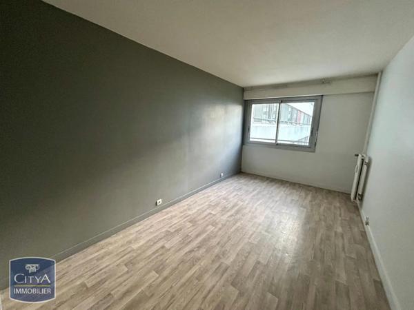 Appartement à louer 4 pièces 106.59m²
