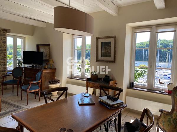 Maison de pêcheur avec vue panoramique sur le port du Lyvet à La Vicomté-sur-Rance à 5 minutes de Dinan