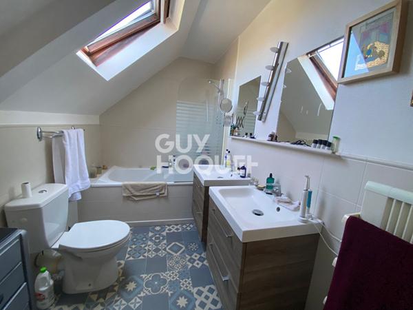 Maison de pêcheur avec vue panoramique sur le port du Lyvet à La Vicomté-sur-Rance à 5 minutes de Dinan