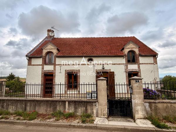 Maison à VILLENAVOTTE, 89140 - 4 pièces 102m²