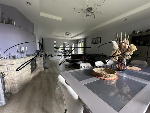 AGNEAUX, superbe maison de 210 m² avec vie de plain-pied, piscine et spa