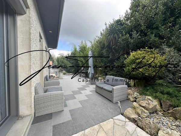 AGNEAUX, superbe maison de 210 m² avec vie de plain-pied, piscine et spa