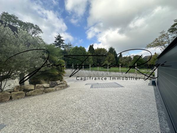 AGNEAUX, superbe maison de 210 m² avec vie de plain-pied, piscine et spa