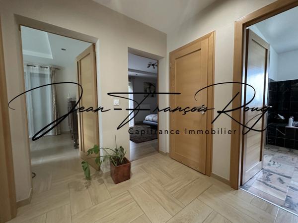 AGNEAUX, superbe maison de 210 m² avec vie de plain-pied, piscine et spa