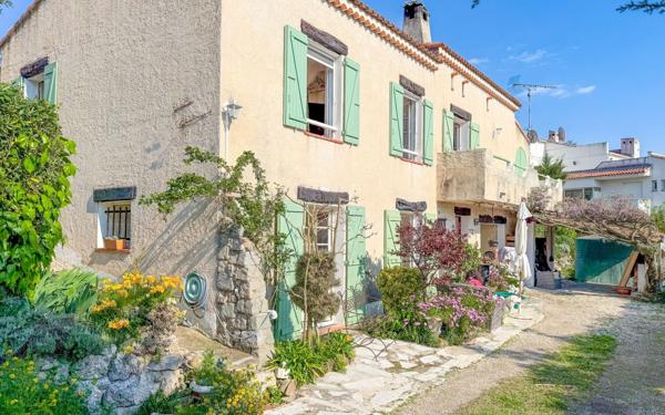 Maison à vendre    4 pièces • 132,95 m2 La Colle-sur-Loup