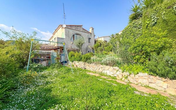 Maison à vendre    4 pièces • 132,95 m2 La Colle-sur-Loup