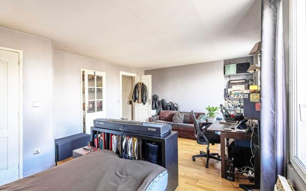 Appartement à vendre    1 pièce • 27,70 m2 Paris 13