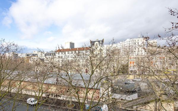 Appartement à vendre    1 pièce • 27,70 m2 Paris 13