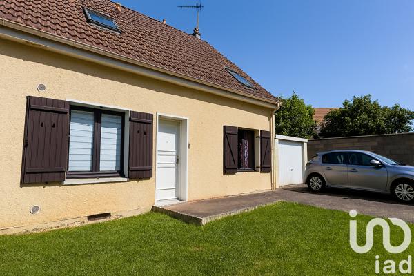 House for sale 6 rooms 113 m² Châlons-en-Champagne