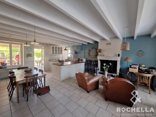 maison charentaise en pierres