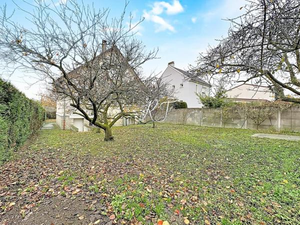 MAISON FAMILIALE PROCHE DE TOUTES COMMODITÉS