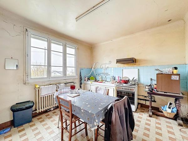 MAISON FAMILIALE PROCHE DE TOUTES COMMODITÉS