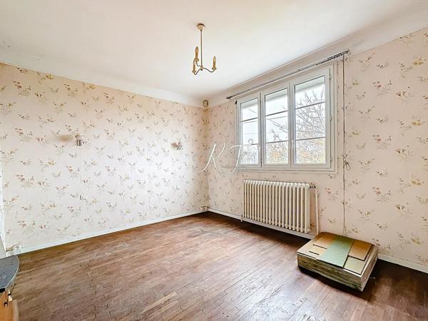 MAISON FAMILIALE PROCHE DE TOUTES COMMODITÉS