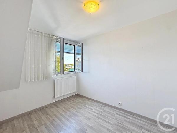 Maison à vendre  5 pièces - 93 m 2   ST JEAN DE LA RUELLE  - 45