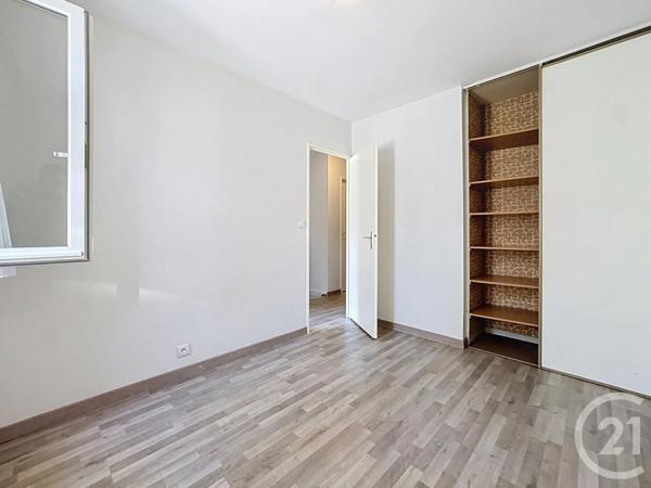 Maison à vendre  5 pièces - 93 m 2   ST JEAN DE LA RUELLE  - 45