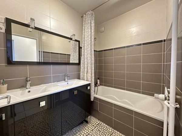 Appartement à vendre |  Vaulx-en-Velin |  4 pièces | 83 m²