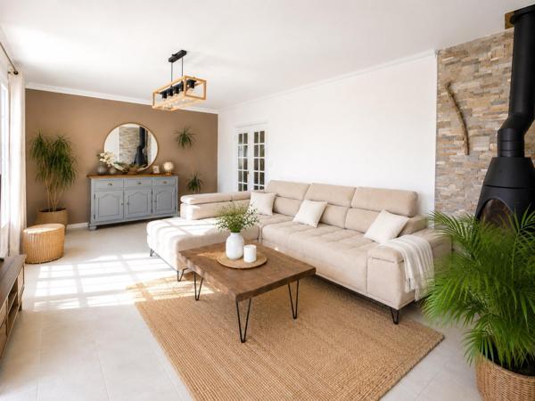 Maison familiale avec terrasse et jardin