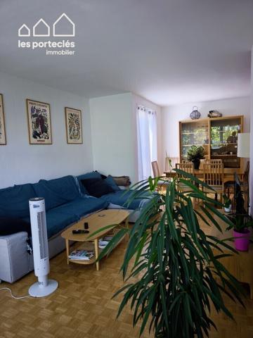 T5, 91 m², dans résidence familiale avec Parc et Tennis