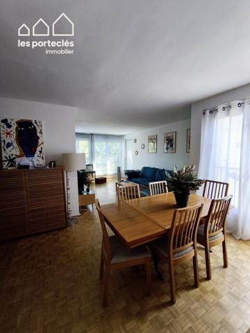 T5, 91 m², dans résidence familiale avec Parc et Tennis
