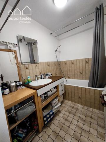 T5, 91 m², dans résidence familiale avec Parc et Tennis