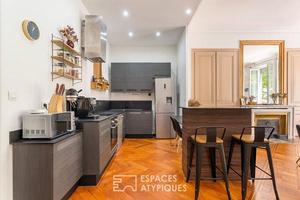 Ancien rénové Métro Saxe-Gambetta