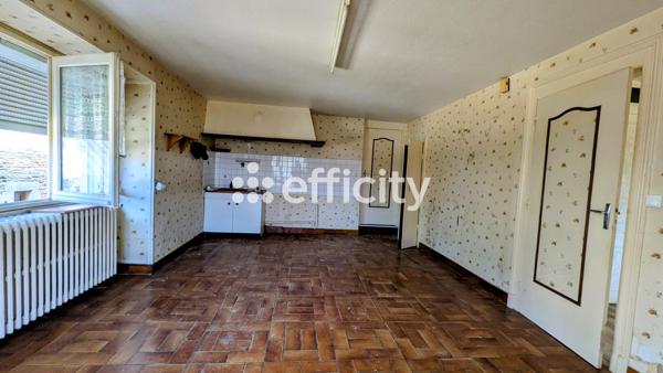 Maison
         7 pièces
        - 236 m² Exclusivité 400 000 € *