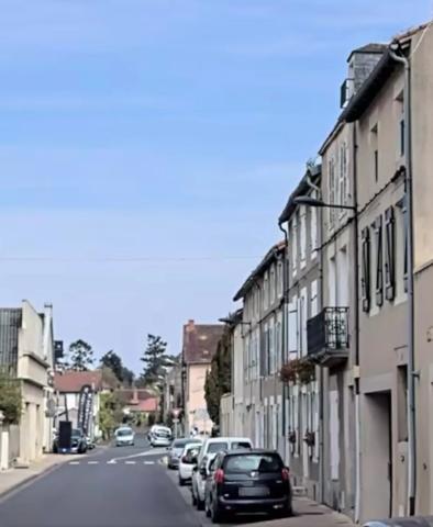 Maison ancienne divisée en 4 appartements
