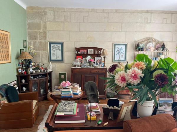 Appartement à SAINT-JEAN-D'ANGELY, 17400 - 5 pièces 127m²