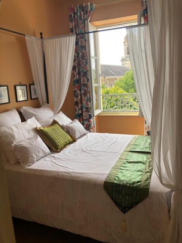 Appartement à SAINT-JEAN-D'ANGELY, 17400 - 5 pièces 127m²