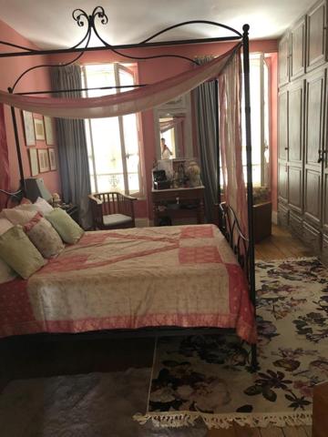 Appartement à SAINT-JEAN-D'ANGELY, 17400 - 5 pièces 127m²