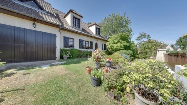 SANTENY - PAVILLON FAMILIAL  AU CALME !