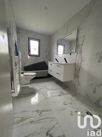 Maison traditionnelle 5 pièces de 138 m² à Montauban (82000)