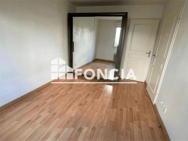 Location Appartement 2 pièces 51.4 m² - 40 RUE DU VIADUC Avon 77210