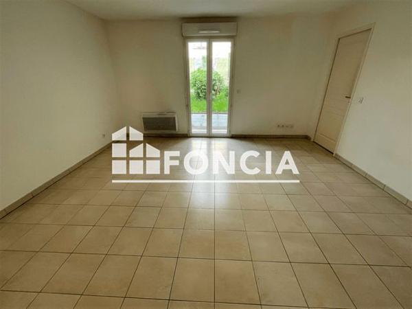 Location Appartement 2 pièces 51.4 m² - 40 RUE DU VIADUC Avon 77210