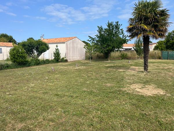 Joli terrain constructible de 580 m² Saint Georges D'Oléron