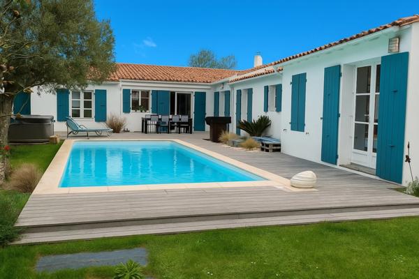 Maison à vendre 6 pièces SAINT CLEMENT DES BALEINES (17), piscine et jacuzi