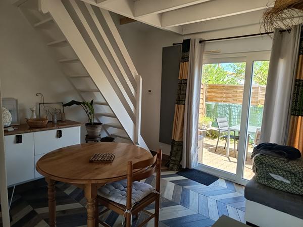 SAINT PIERRE D'OLERON - Charmante maison proche océan avec parking et cour privative