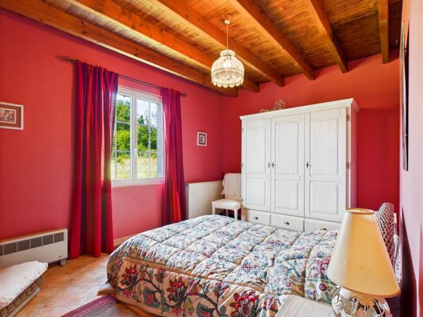 Charmante maison de deux chambres située dans un hameau