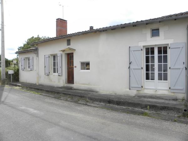 Charmante maison de deux chambres située dans un hameau