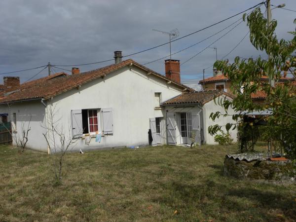 Charmante maison de deux chambres située dans un hameau