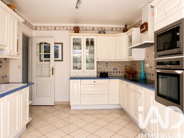 Maison à vendre 6 pièces 214 m² Pommeuse