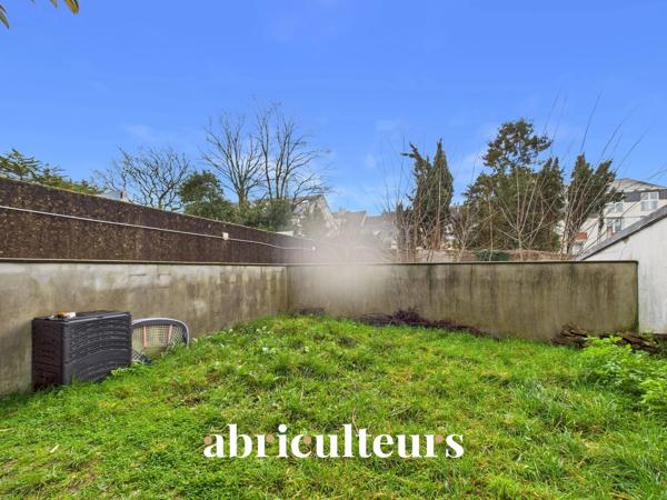 Bel appartement de 94m2 — Traversant et lumineux DPE C 3 Chambres spacieuses Cave et Grenier Nantes Proche rue de la bastille