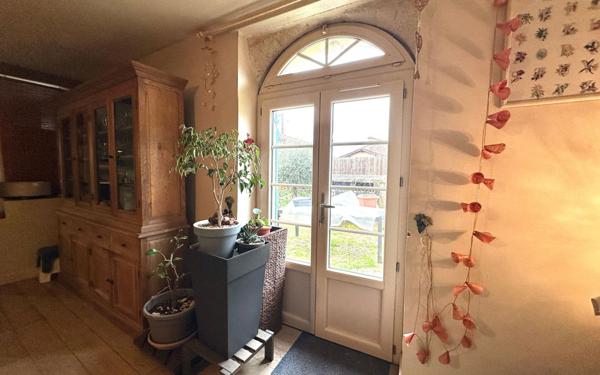 Maison à vendre    6 pièces •  Castillon-de-Castets