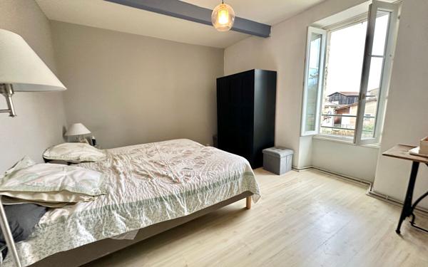 Maison à vendre    6 pièces •  Castillon-de-Castets