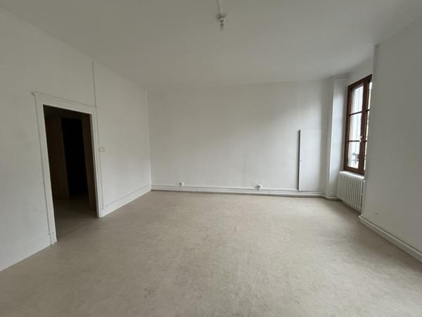 Immeuble à vendre |  Vierzon |  337 m²