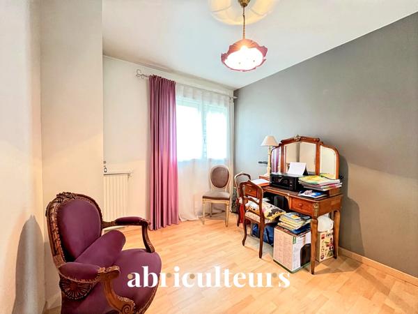 Appartement T4 avec balcon et parking Epinay Sur Seine (93800) proche Enghien les Bains